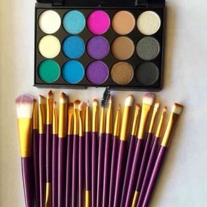 New 20pcs Brush+15 Color Eyeshadow Palette